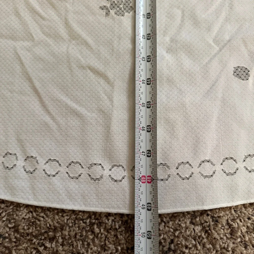 VTG Oval White Floral Tablecloth Pink Blue Rosebuds Eyelet Embroidery 49X56
